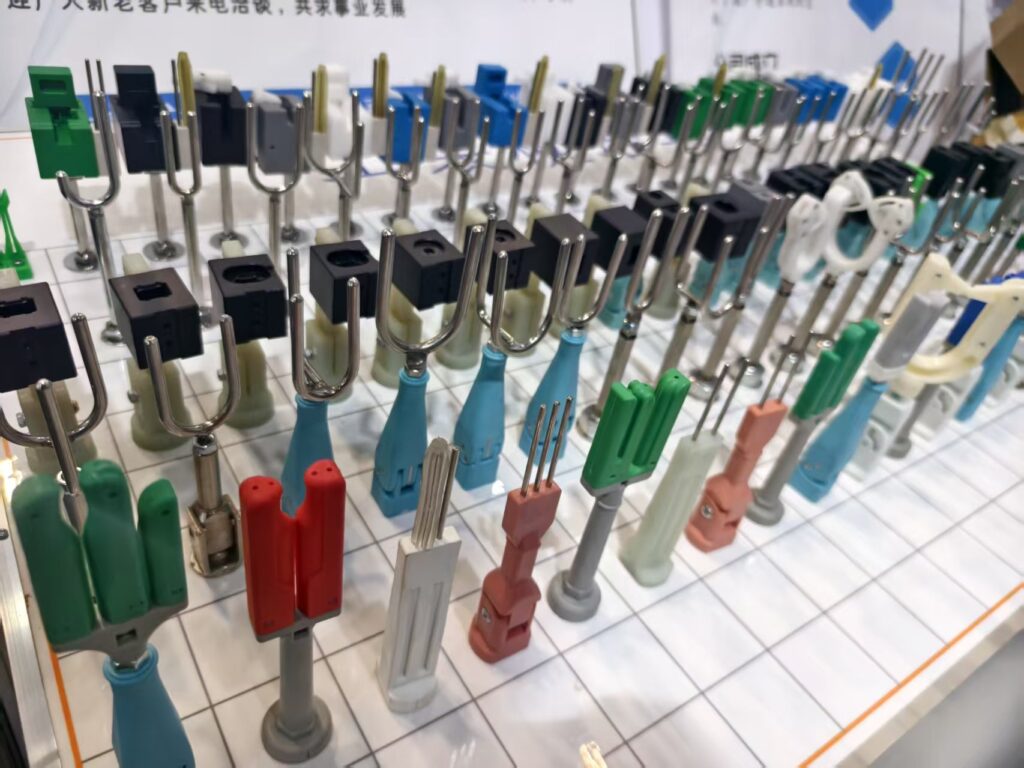 POM precision cable jig for small harness connector